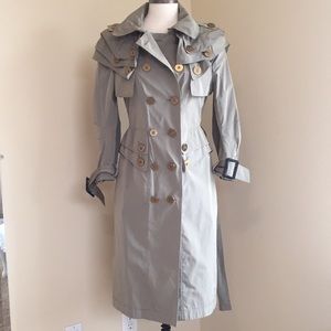 Burberry light green trench coat new with tags